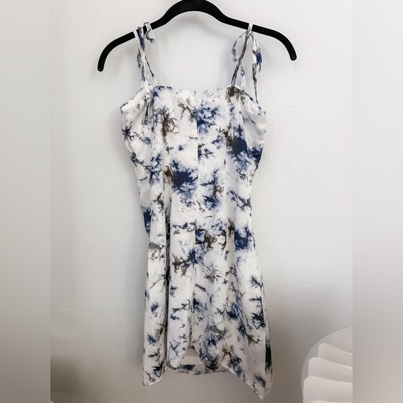 NWT Missguided White/Blue/Black Marbled Tie Shoulder Mini Dress - SIZE 0 - Picture 5 of 5